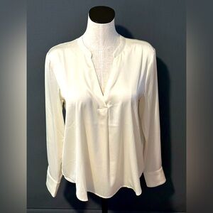 Banana Republic Cream Cuffed Sleeve Blouse Sz M